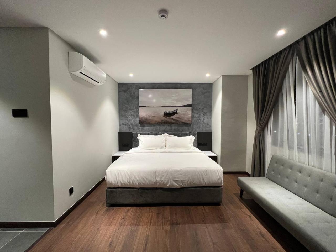 All In Hotel Kangar Exterior foto
