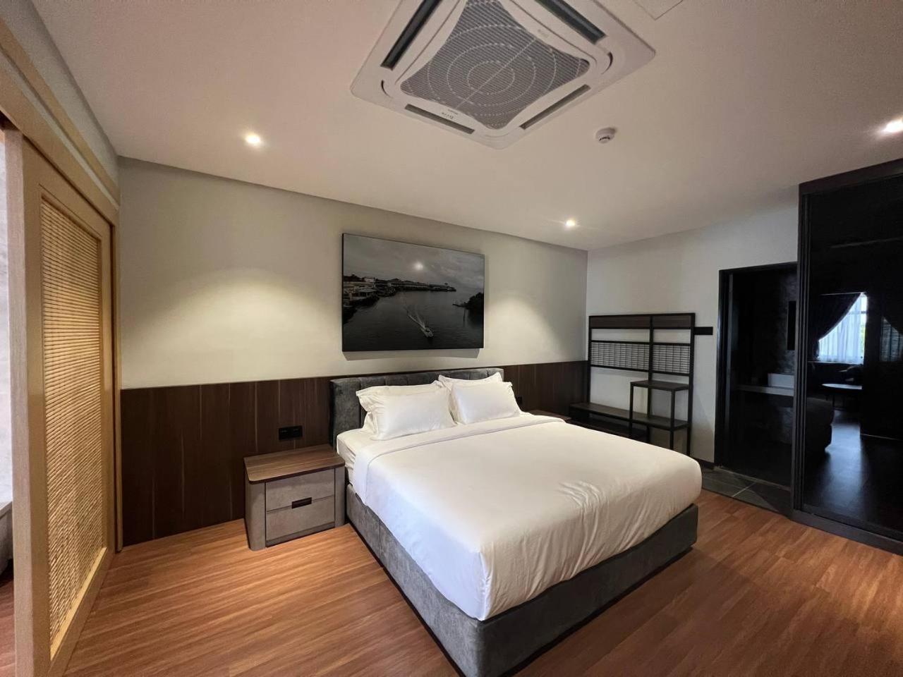 All In Hotel Kangar Exterior foto